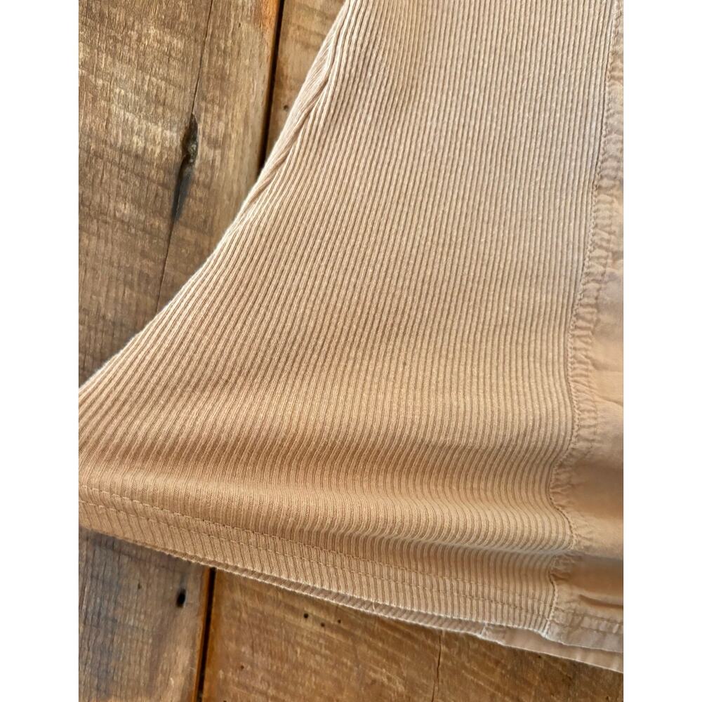 GUESS Women’s Tan Button Down V Neckline Shirt — SIZE S - Picture 6 of 9